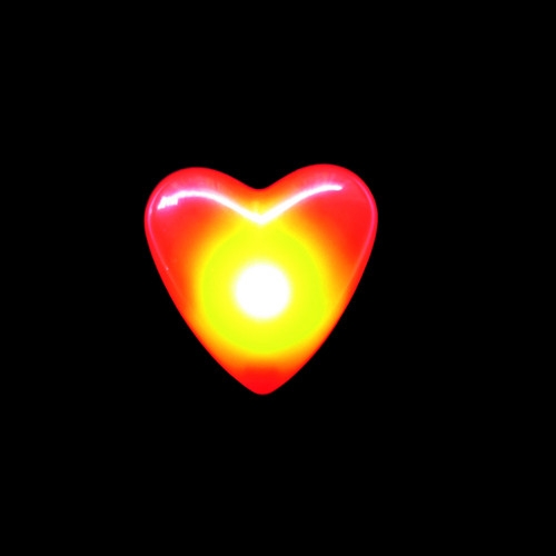 Pin corazón intermitente LED